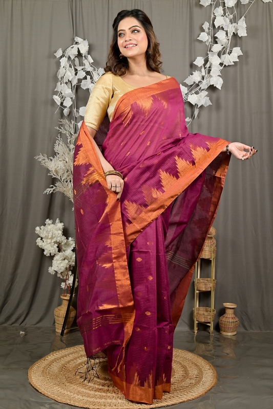 Magenta Cotton Blend Daypi Hand Loom Saree (1893)