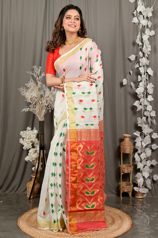 White Red Cotton Blend Dhrum Hand Loom Saree (2989)