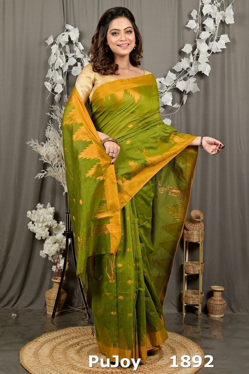 Green Cotton Blend Daypi Hand Loom Saree (1892)