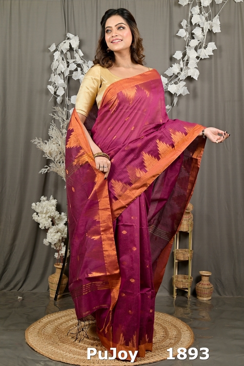 Magenta Cotton Blend Daypi Hand Loom Saree (1893)